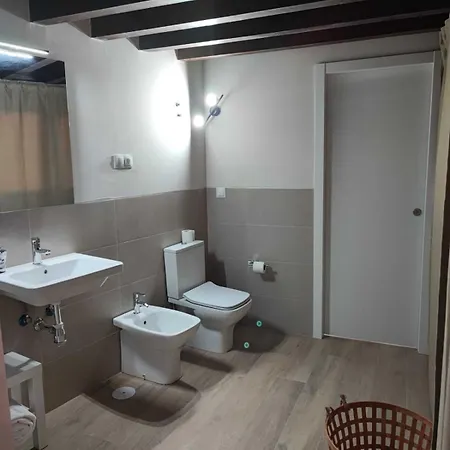 Apartmán T4 De Dos En Centro